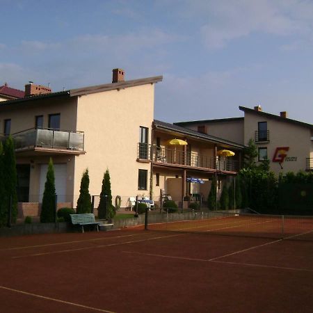 Bed and Breakfast Galeria Tennis Grzybowo  Exterior foto