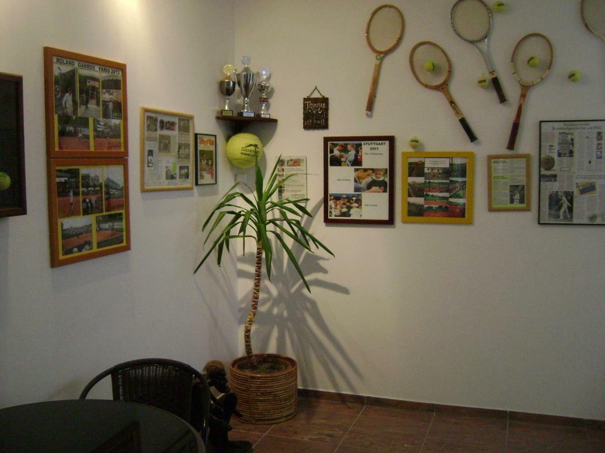 Bed and Breakfast Galeria Tennis Grzybowo  Exterior foto